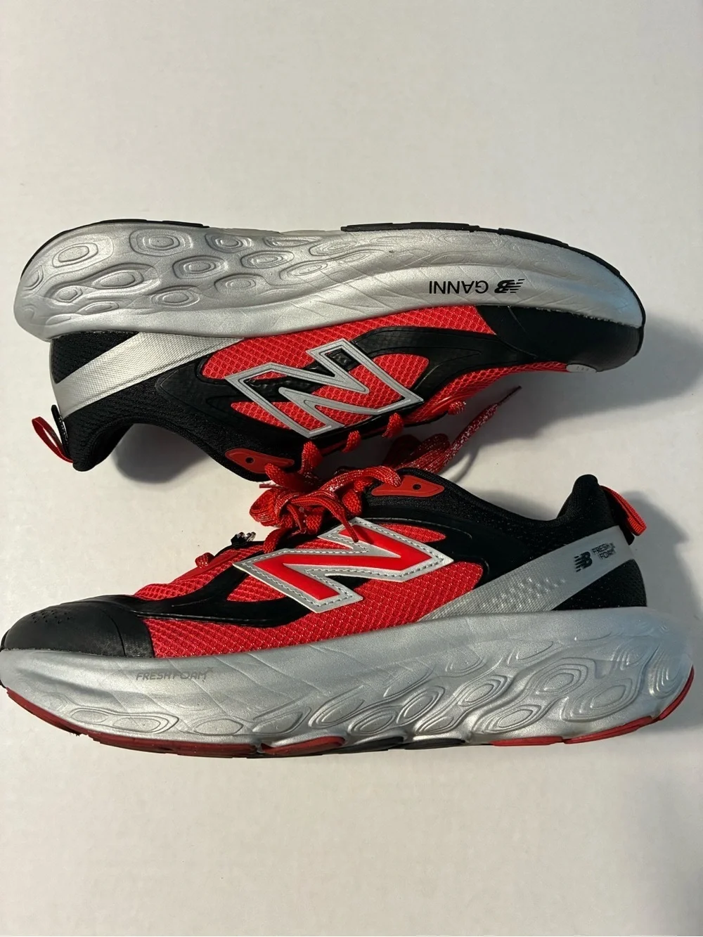 New Balance Fresh Foam Trainer GANNI Black Silver Metallic Red Women’s size 10.5